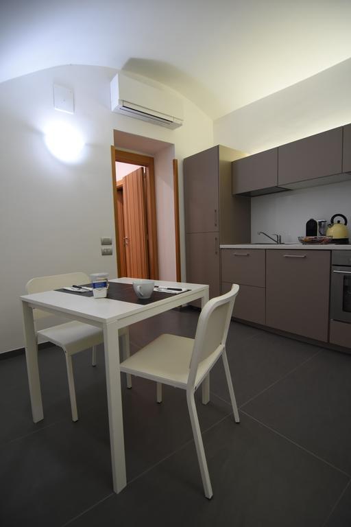 La Strada Parlata Guest house Naples